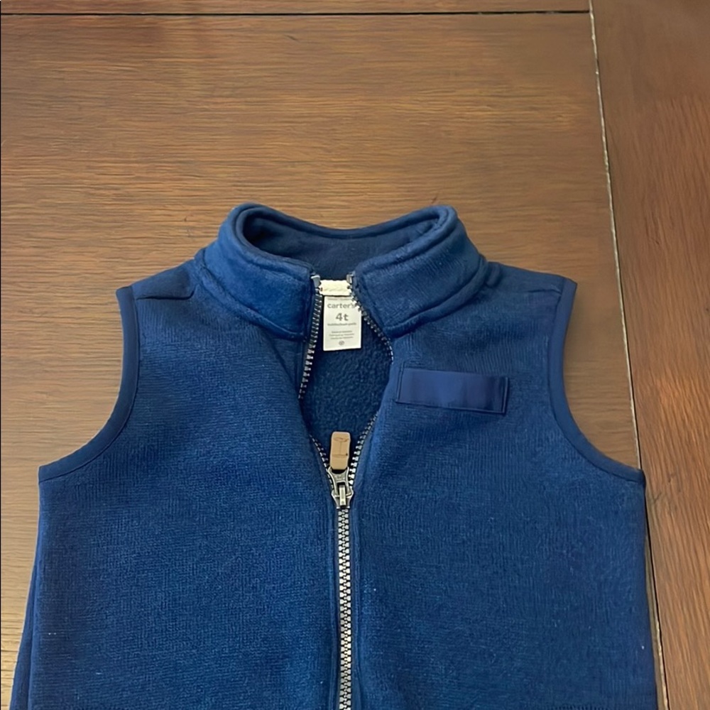 Boys 4T zip up vest